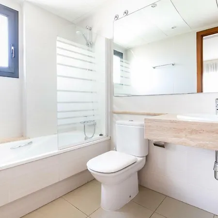 Millenium 1 2-1 Apartment *