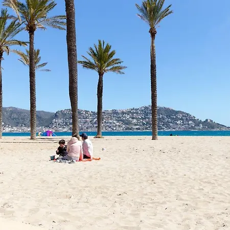 Millenium 1 2-1 Apartment *